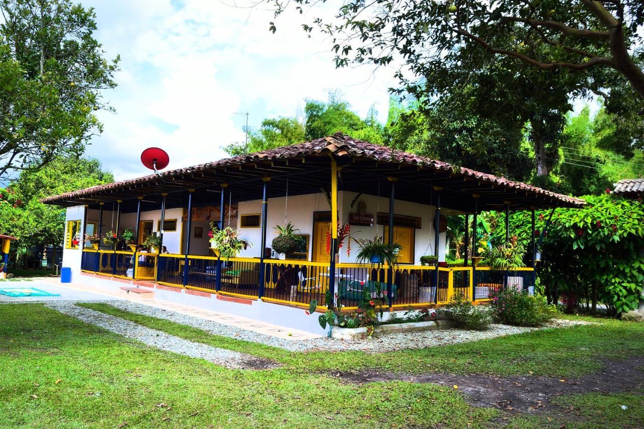 Casa Finca Villa Luz A 800 Mts Del Parque Del Cafe Montenegro Exterior foto